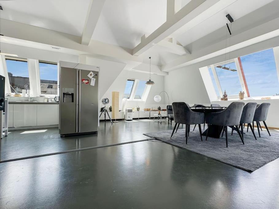 6 Zimmer Maisonette-Penthouse Pool Dachterrasse Luxus Munich Exterior photo
